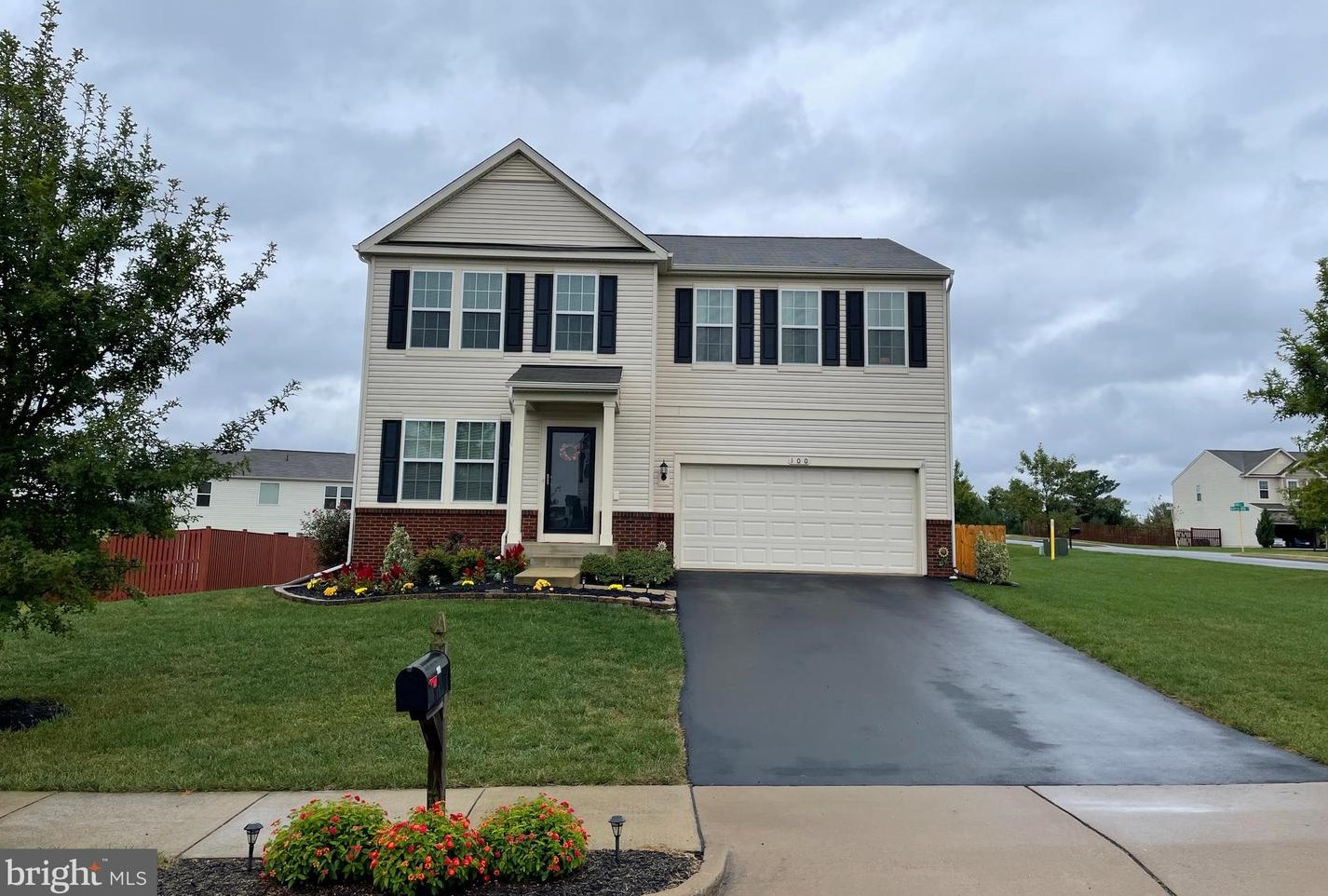 100 Eleven Moons Pl, Stephens City, VA 22655