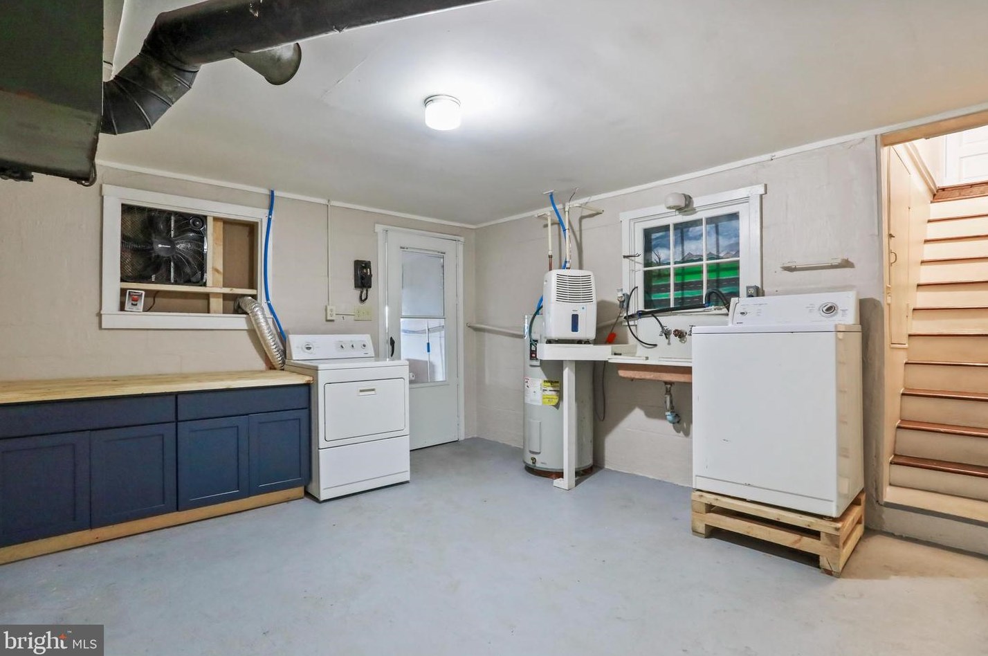 217 Poorhouse Rd, Winchester VA  22603-3844 exterior