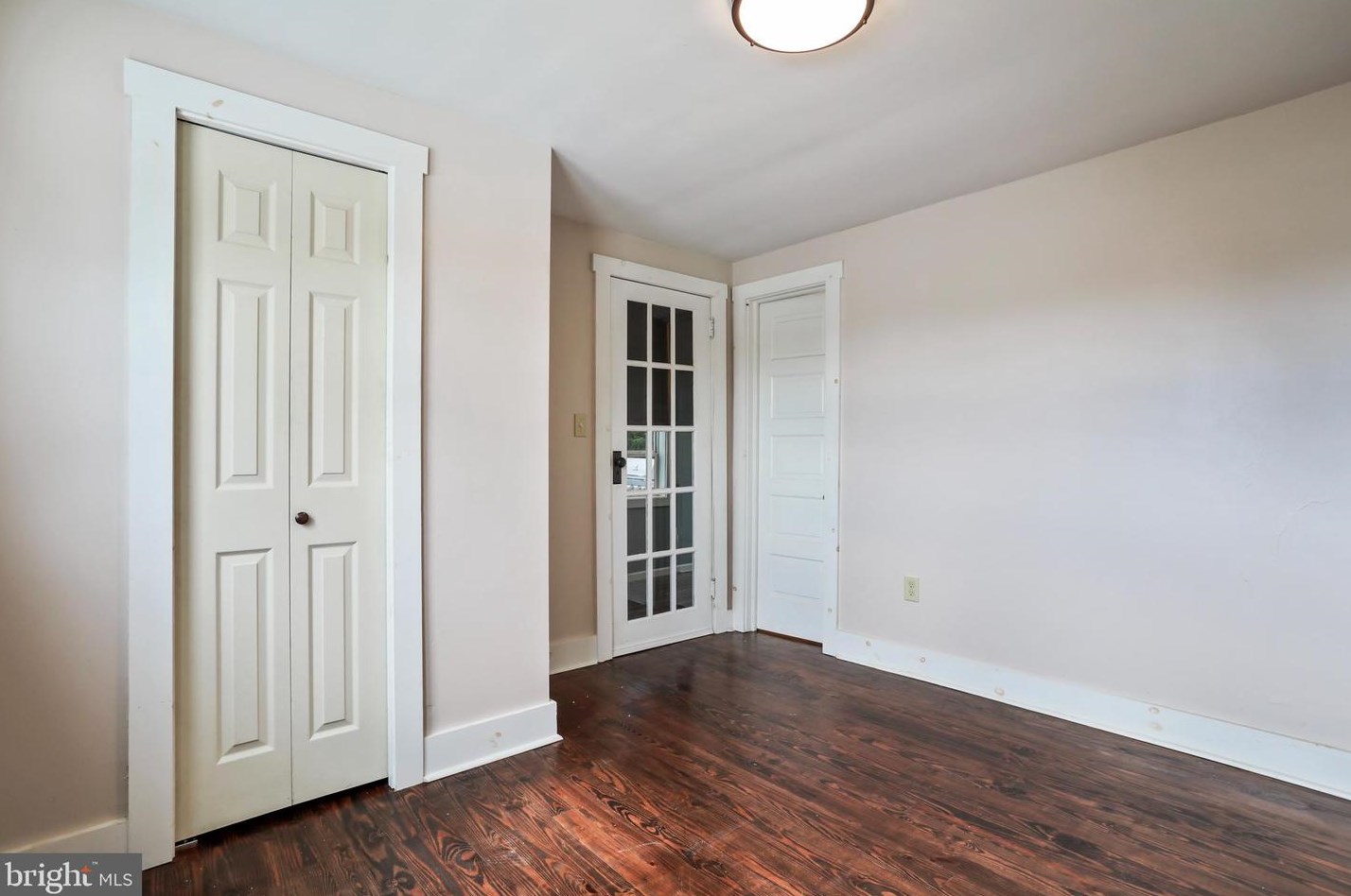 217 Poorhouse Rd, Winchester VA  22603-3844 exterior