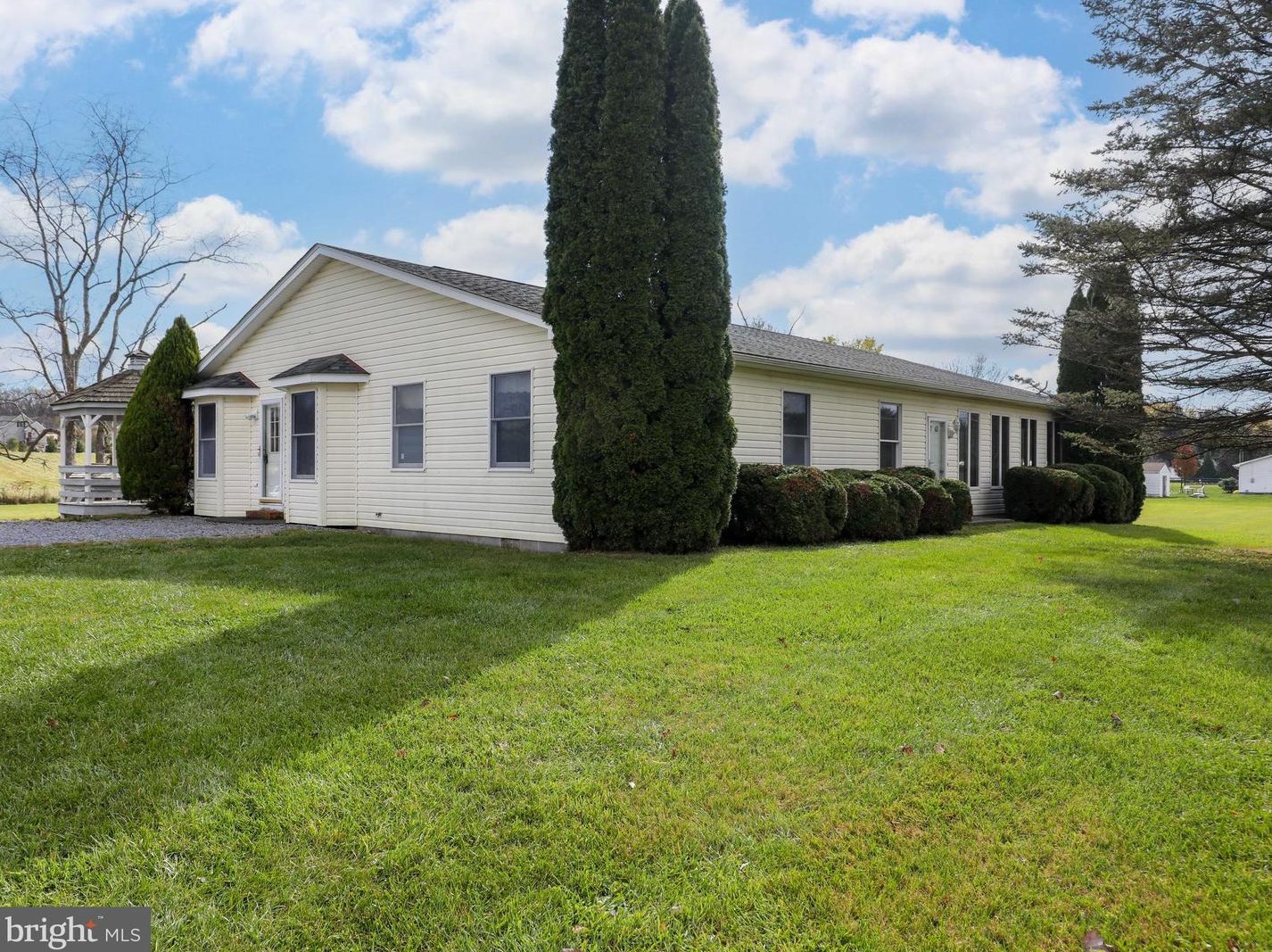 726 Warm Springs Rd, Winchester, VA 22603-2722