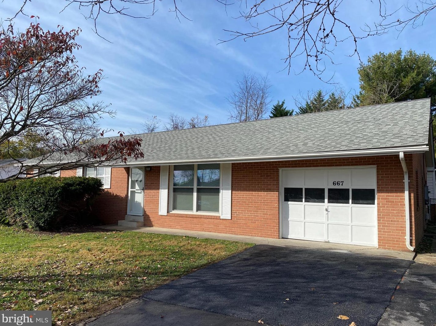 677 Fox Dr, Winchester, VA 22603