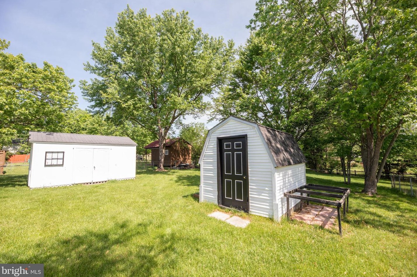 105 Oakmont Cir, Winchester, VA 22602