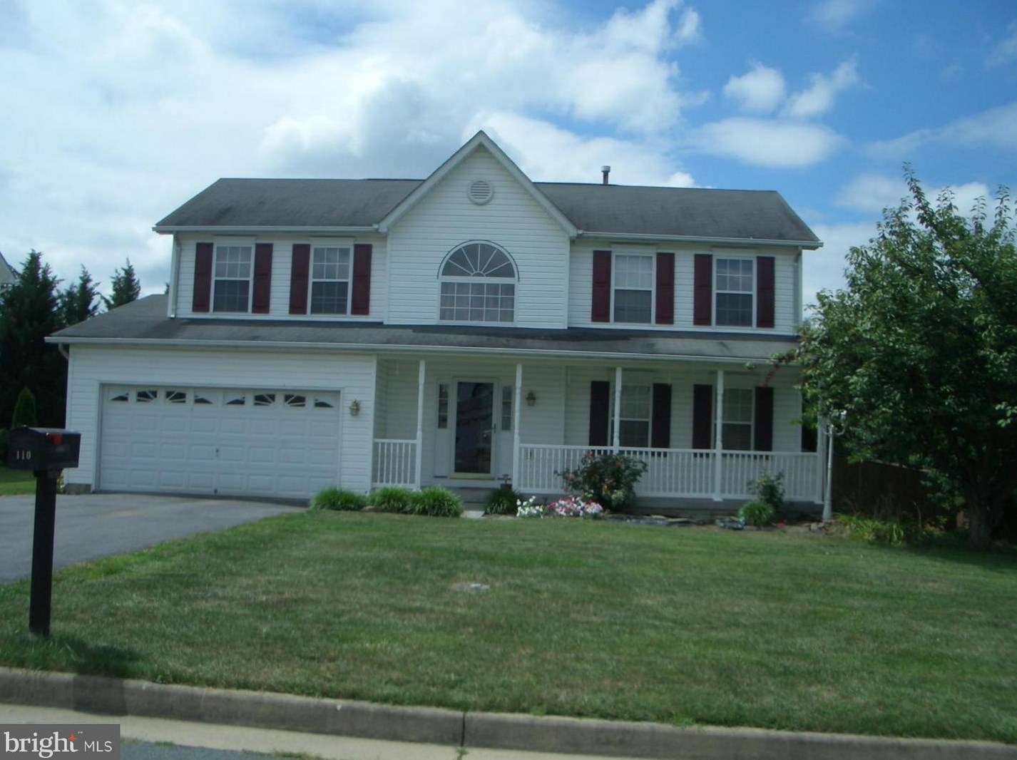110 Slippery Elm Dr, Stephens City, VA 22655