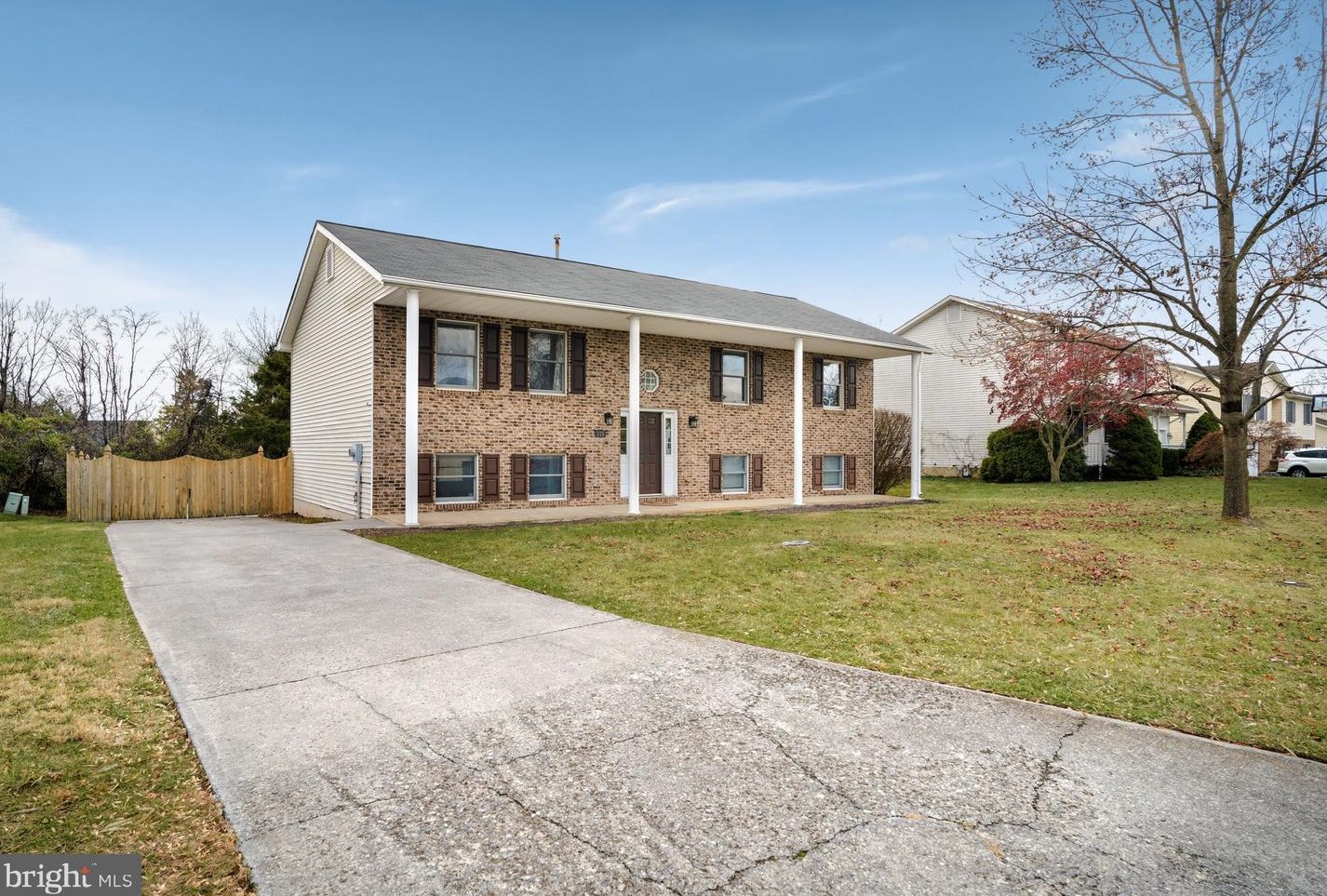 119 Button Bush Ave, Stephens City VA  22655-3446 exterior