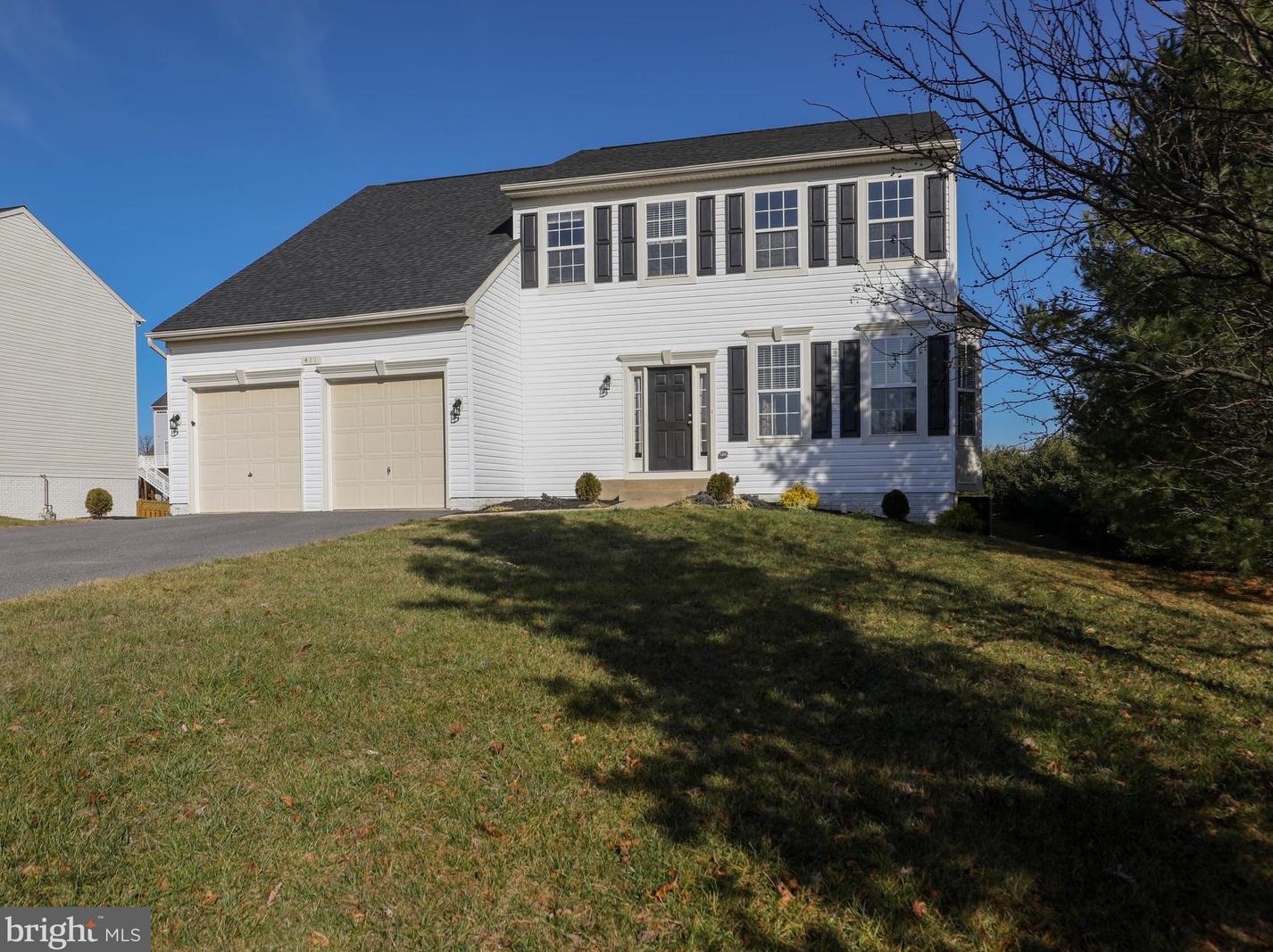 411 Craig Dr, Stephens City, VA 22655-2316