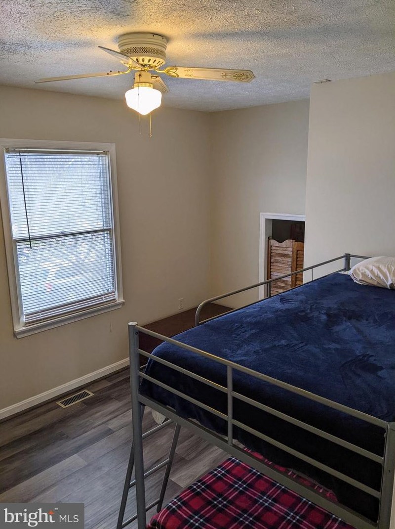 126 Obriens Cir, Winchester VA  22602-6122 exterior