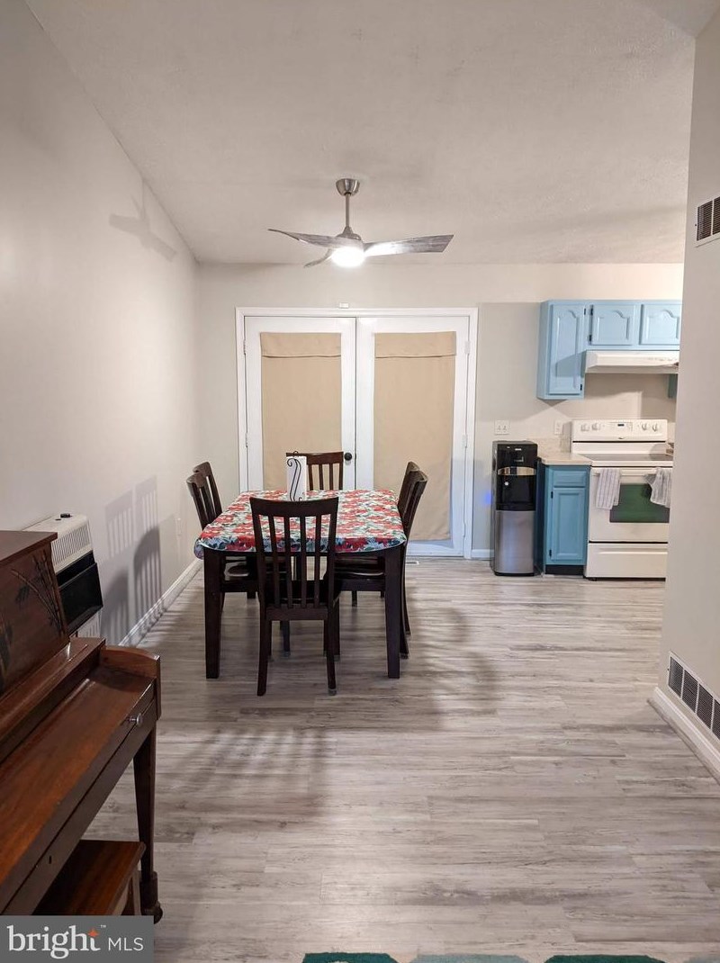 126 Obriens Cir, Winchester VA  22602-6122 exterior