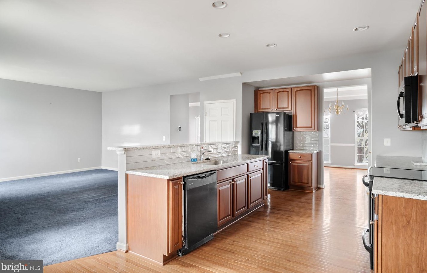 1197 Fairfax St, Stephens City VA  22655-2851 exterior