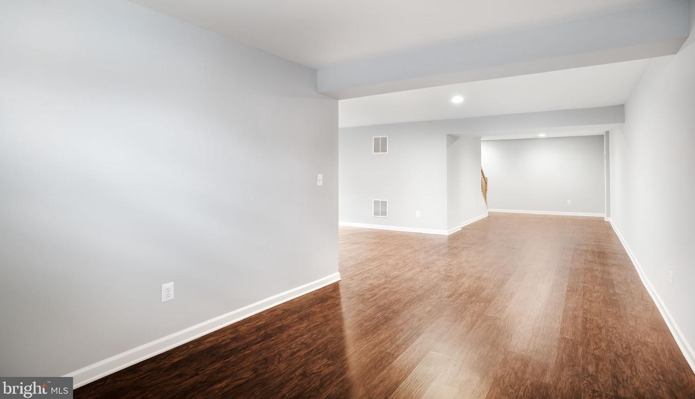 1197 Fairfax St, Stephens City VA  22655-2851 exterior