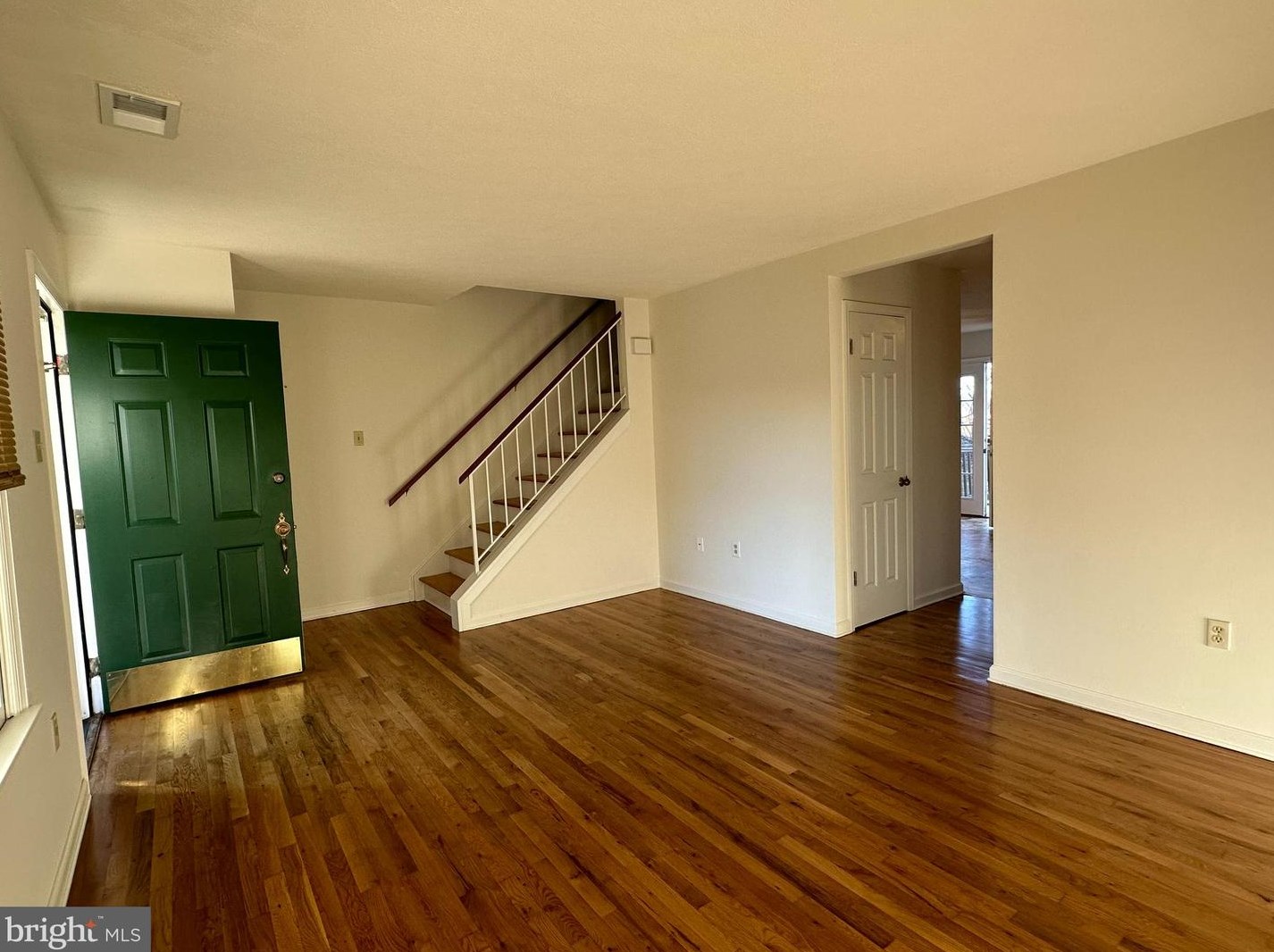 606 Tudor Dr, Winchester, VA 22603