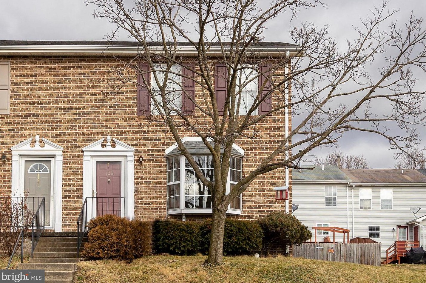 126 Parkside Dr, Winchester, VA 22602-6209