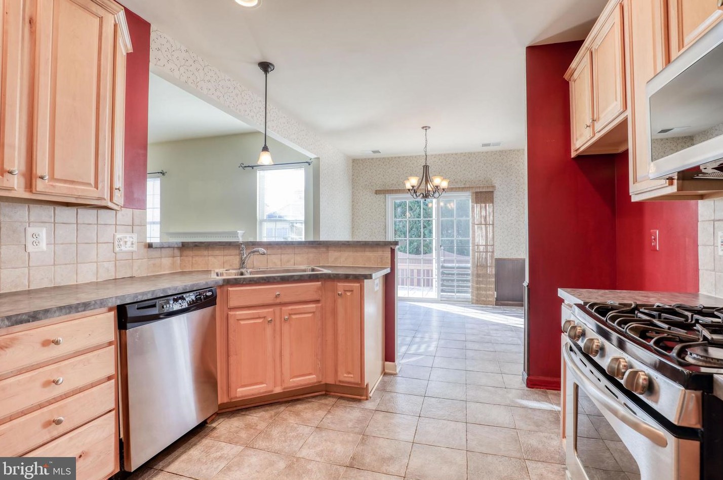 204 Spanish Oak Rd, Stephens City VA  22655-4058 exterior