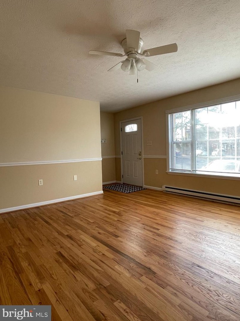 113 Warren Cir, Stephens City, VA 22655