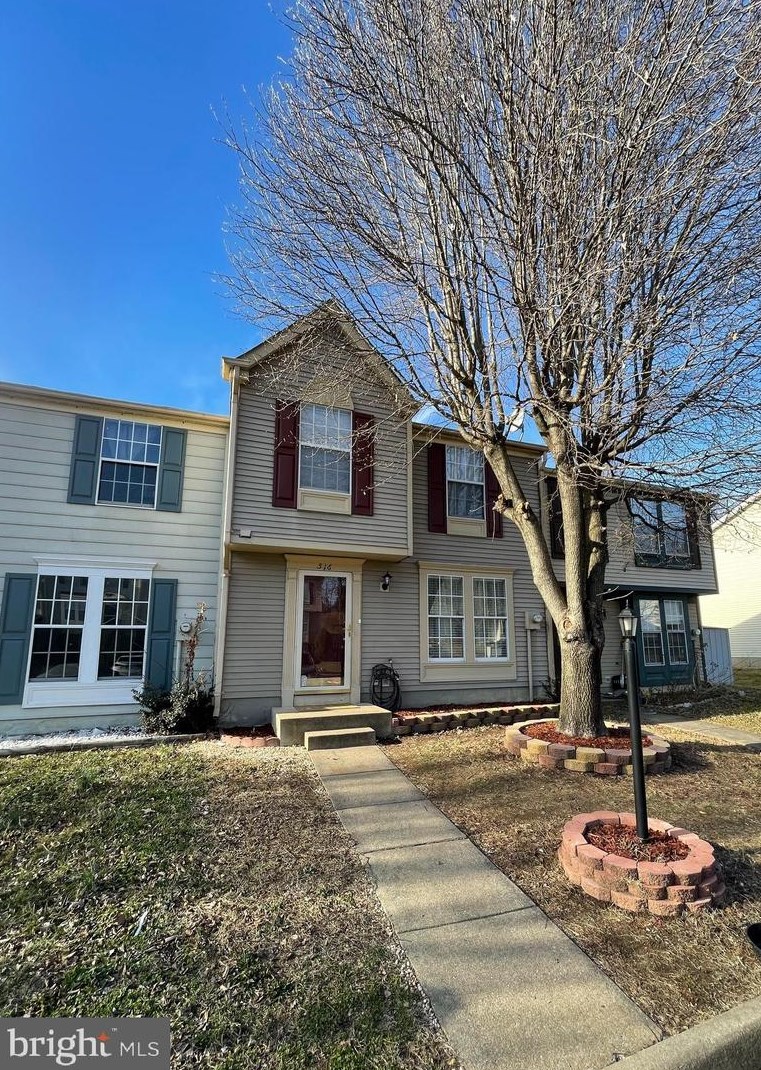 516 Ridgefield Ave, Stephens City, VA 22655