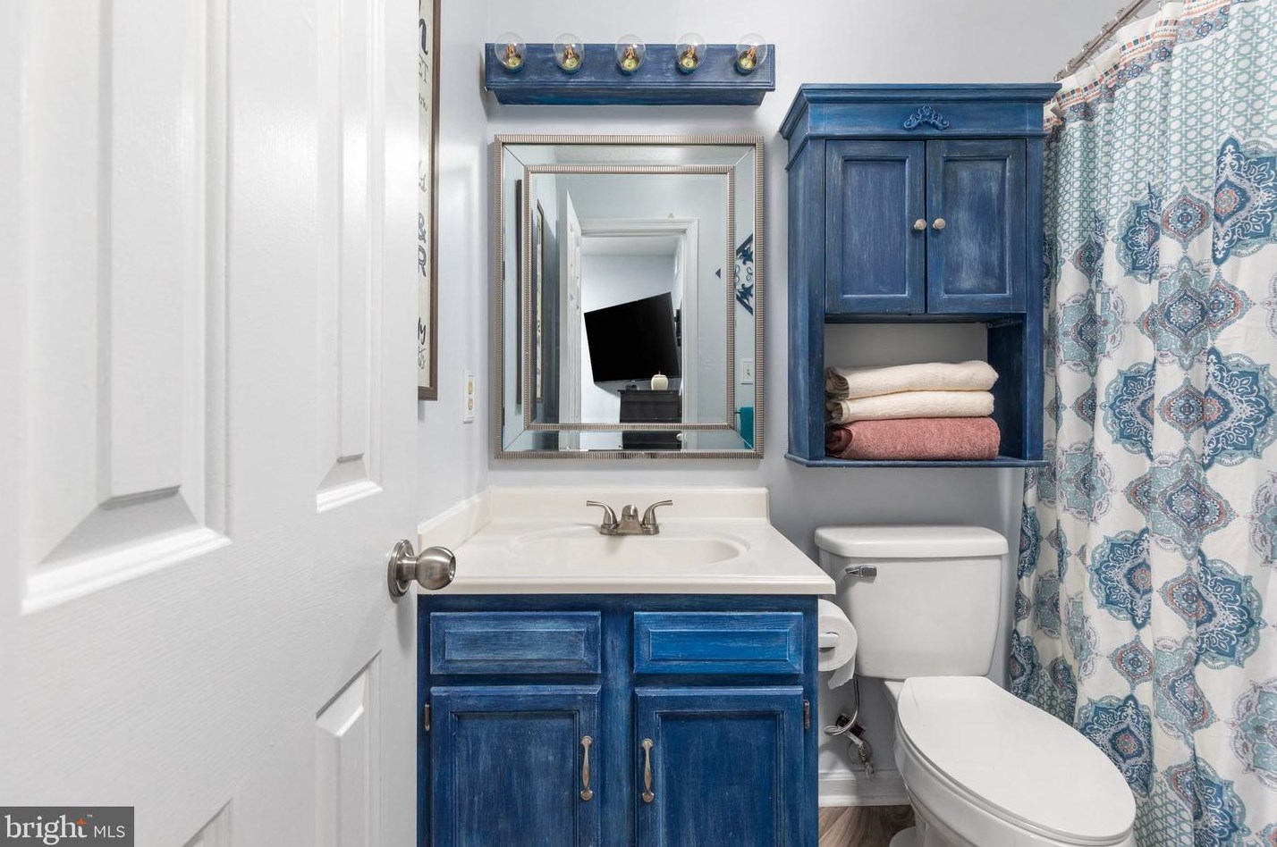 123 Nightingale Ave, Stephens City VA  22655-2413 exterior