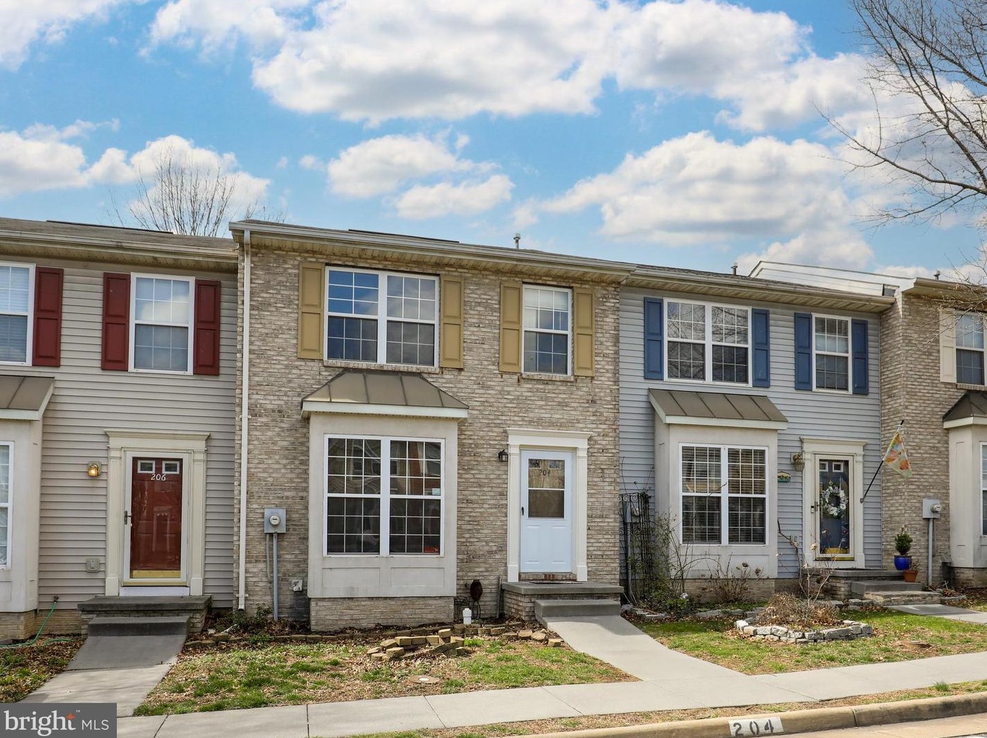 204 Sutton Ct, Winchester, VA 22601-5743