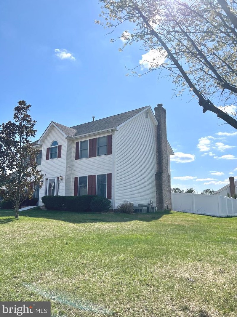 105 Walls Cir, Winchester, VA 22602