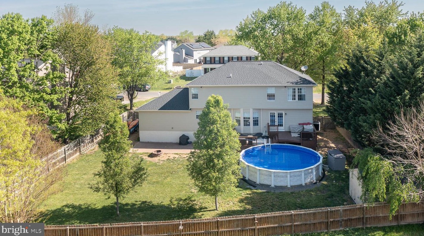 125 Montgomery Cir, Stephens City, VA 22655-5905
