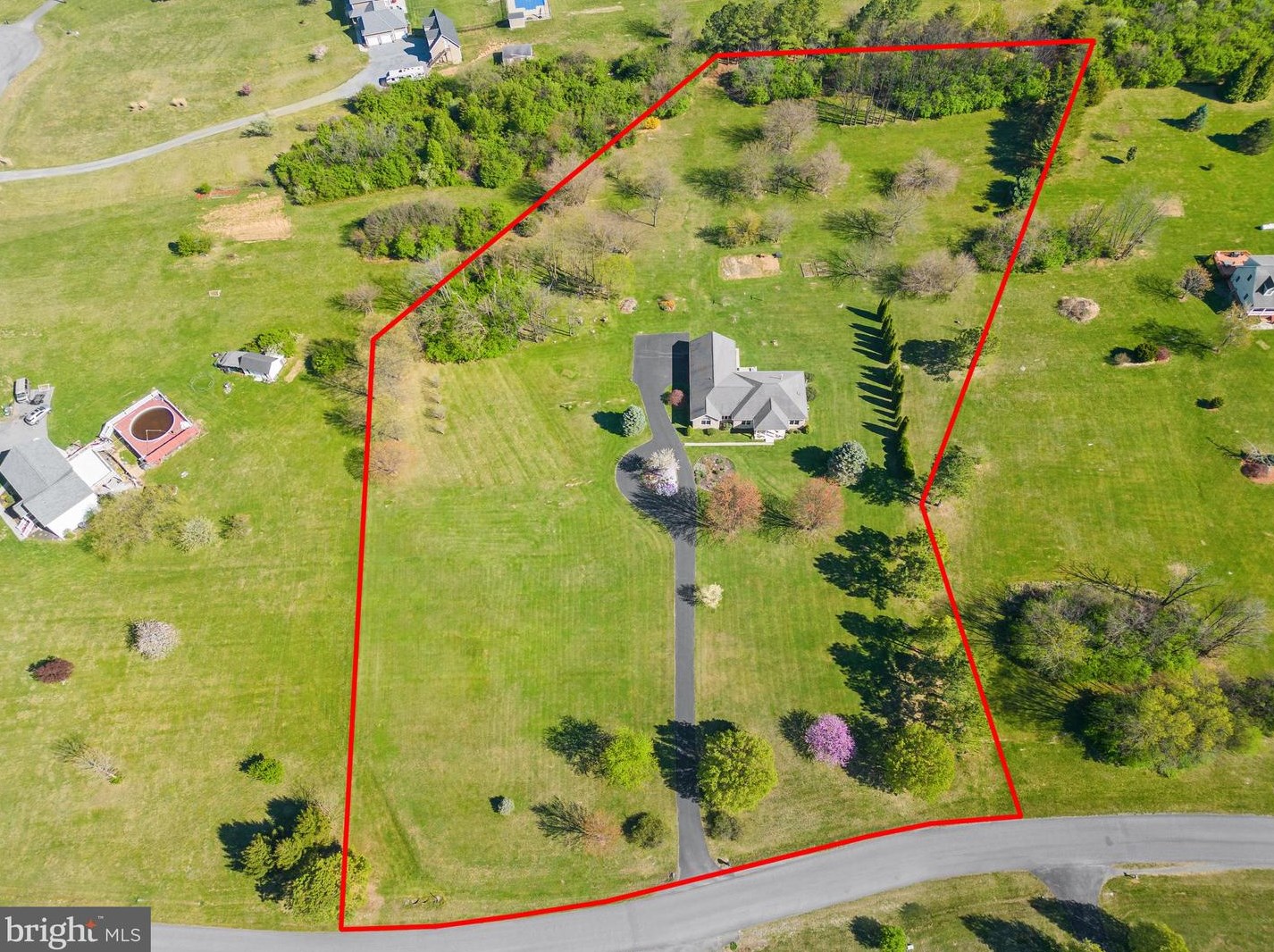560 Fair Ln, Winchester, VA 22603-4530