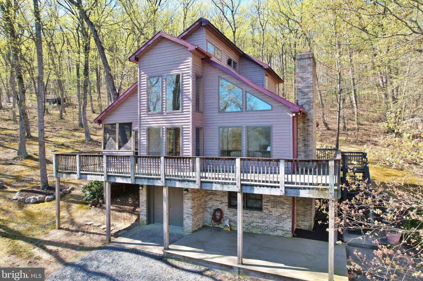 642 Paddys Run Rd, Star Tannery, VA 22654