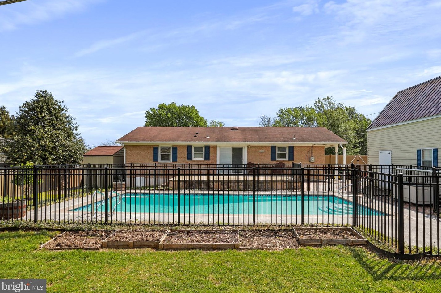 114 Highlander Rd, Stephens City VA  22655-2914 exterior