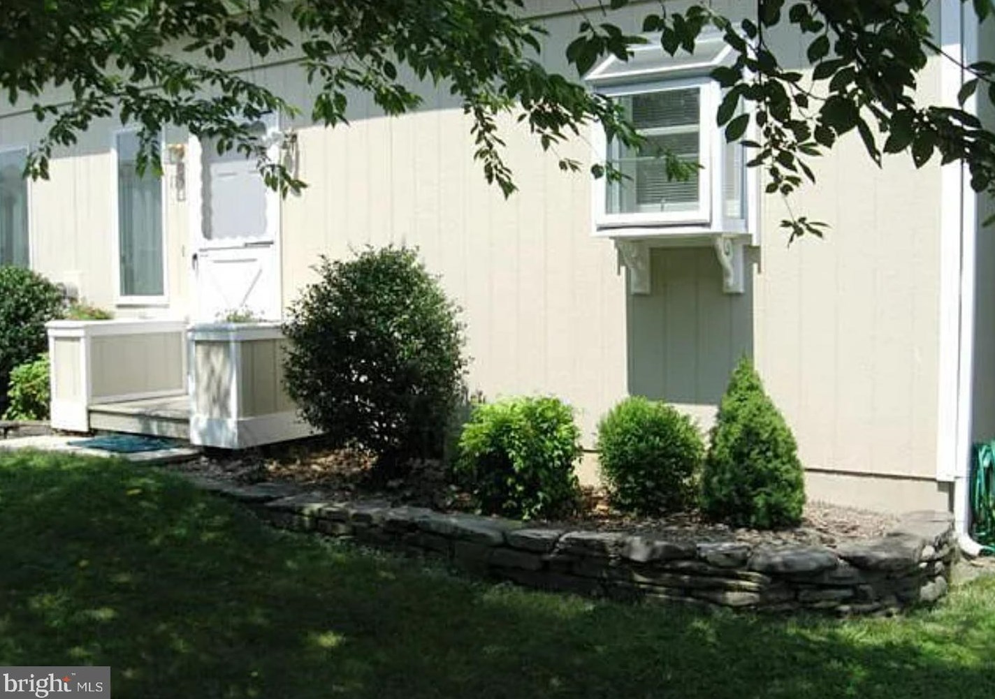 115 Deer Hill Ct, Stephens City, VA 22655