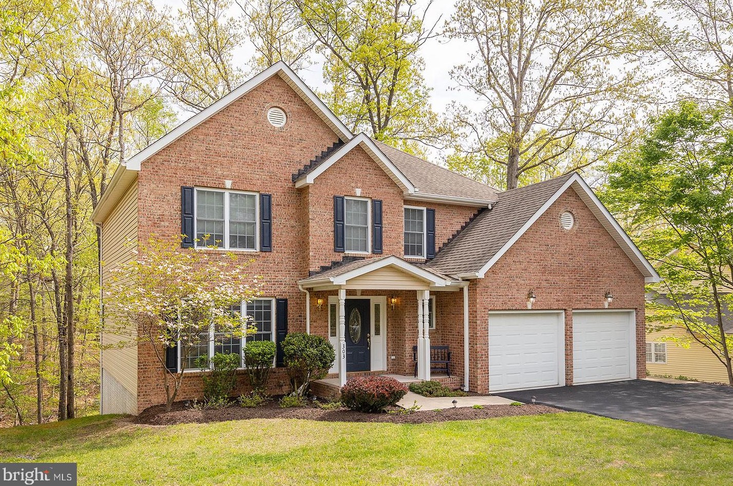 303 Northwood Cir, Cross Junction, VA 22625