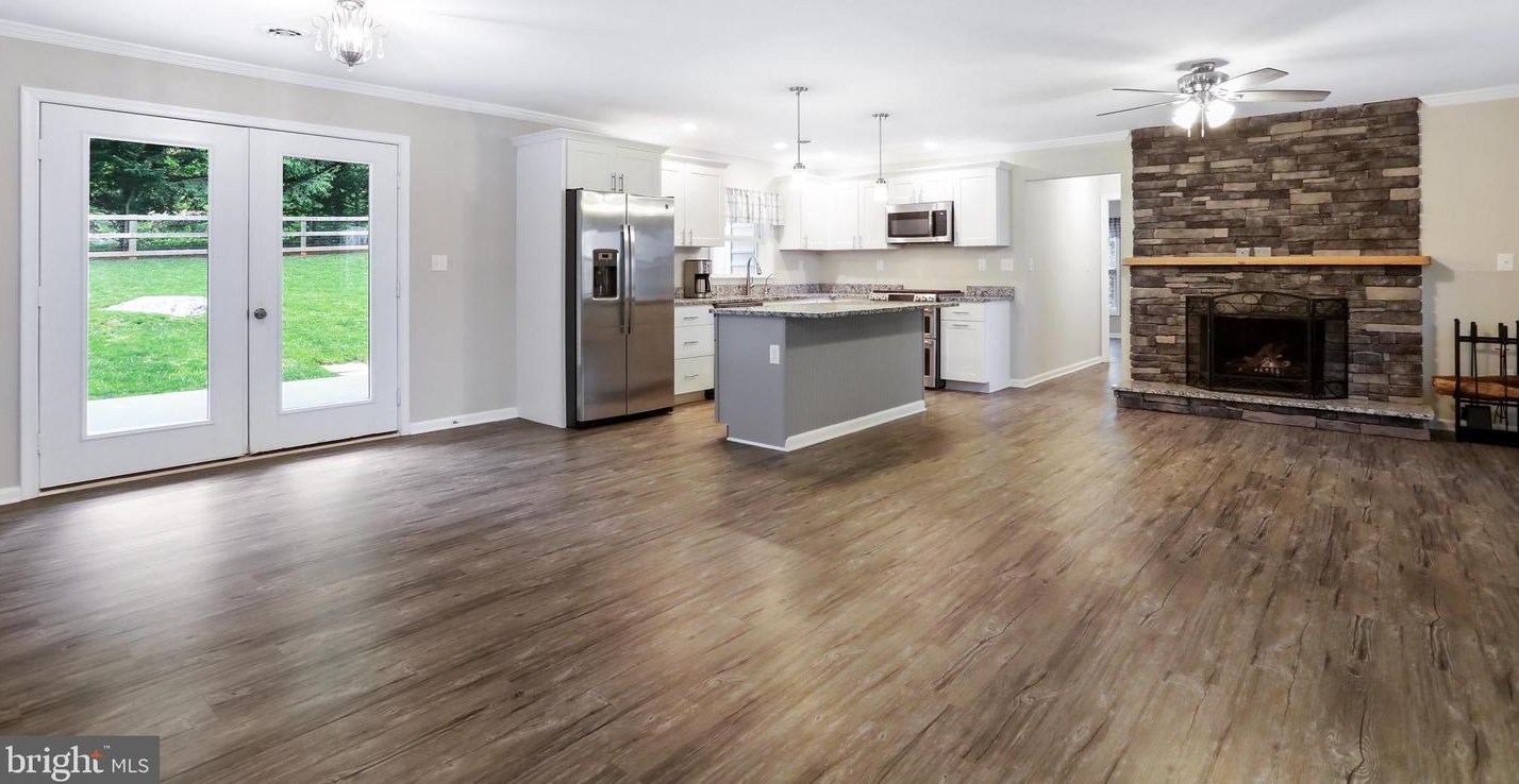 2621 Jones Rd, Winchester VA  22602-6639 exterior