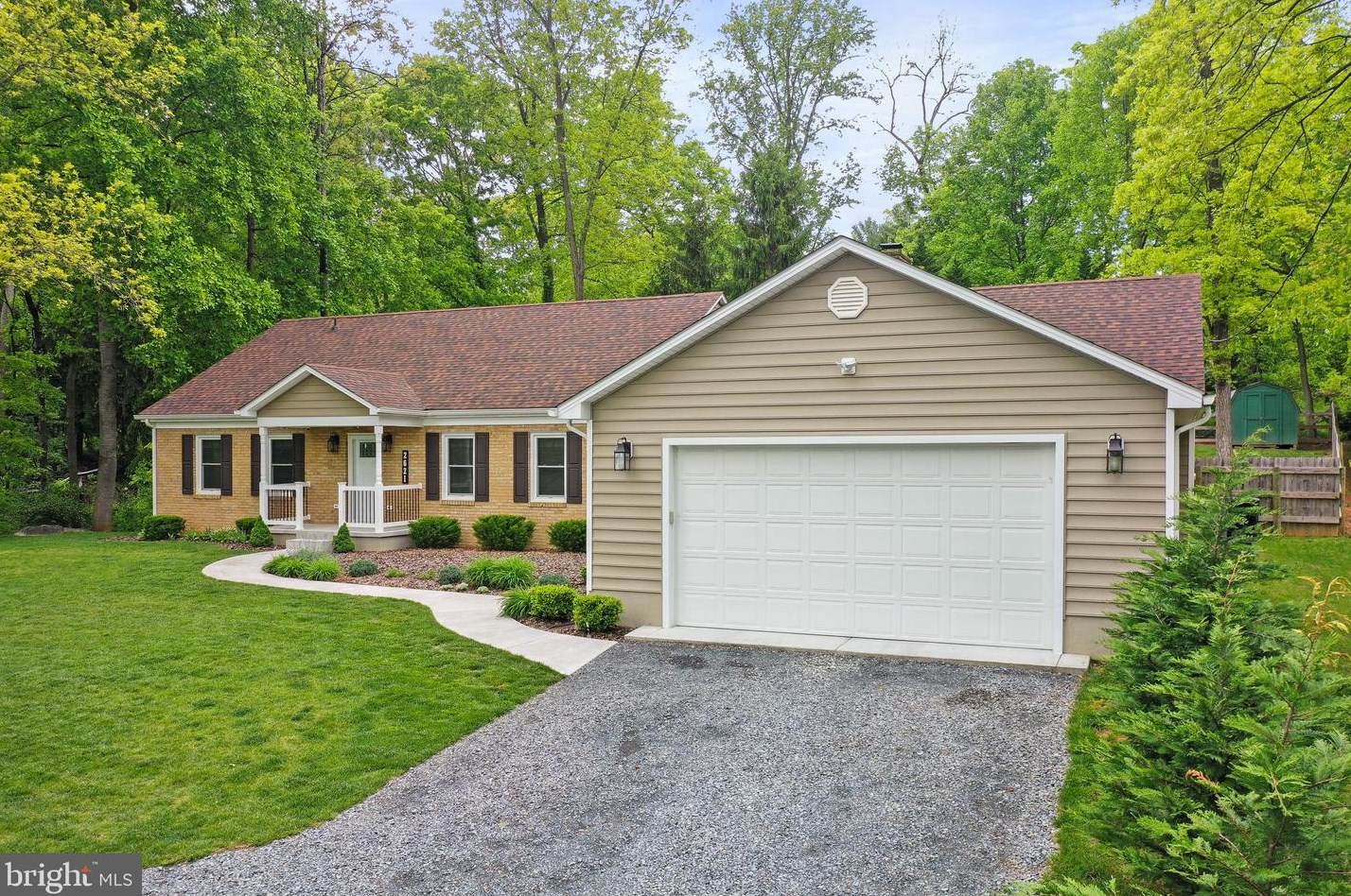 2621 Jones Rd, Winchester VA  22602-6639 exterior