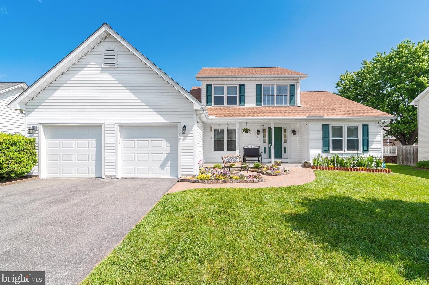 106 Driftwood Dr, Stephens City, VA 22655-2987