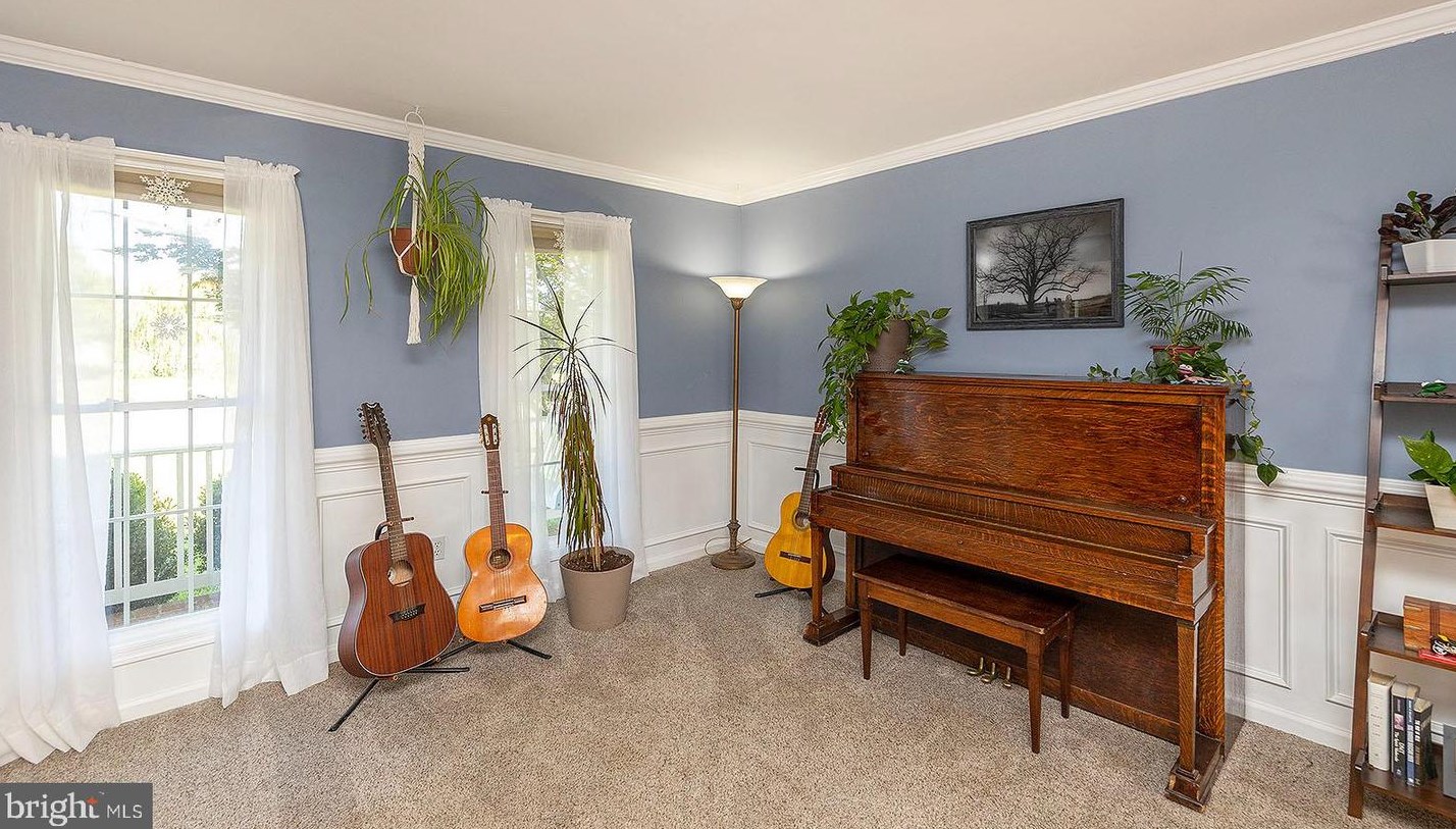 111 Atoka Dr, Winchester VA  22602-6805 exterior