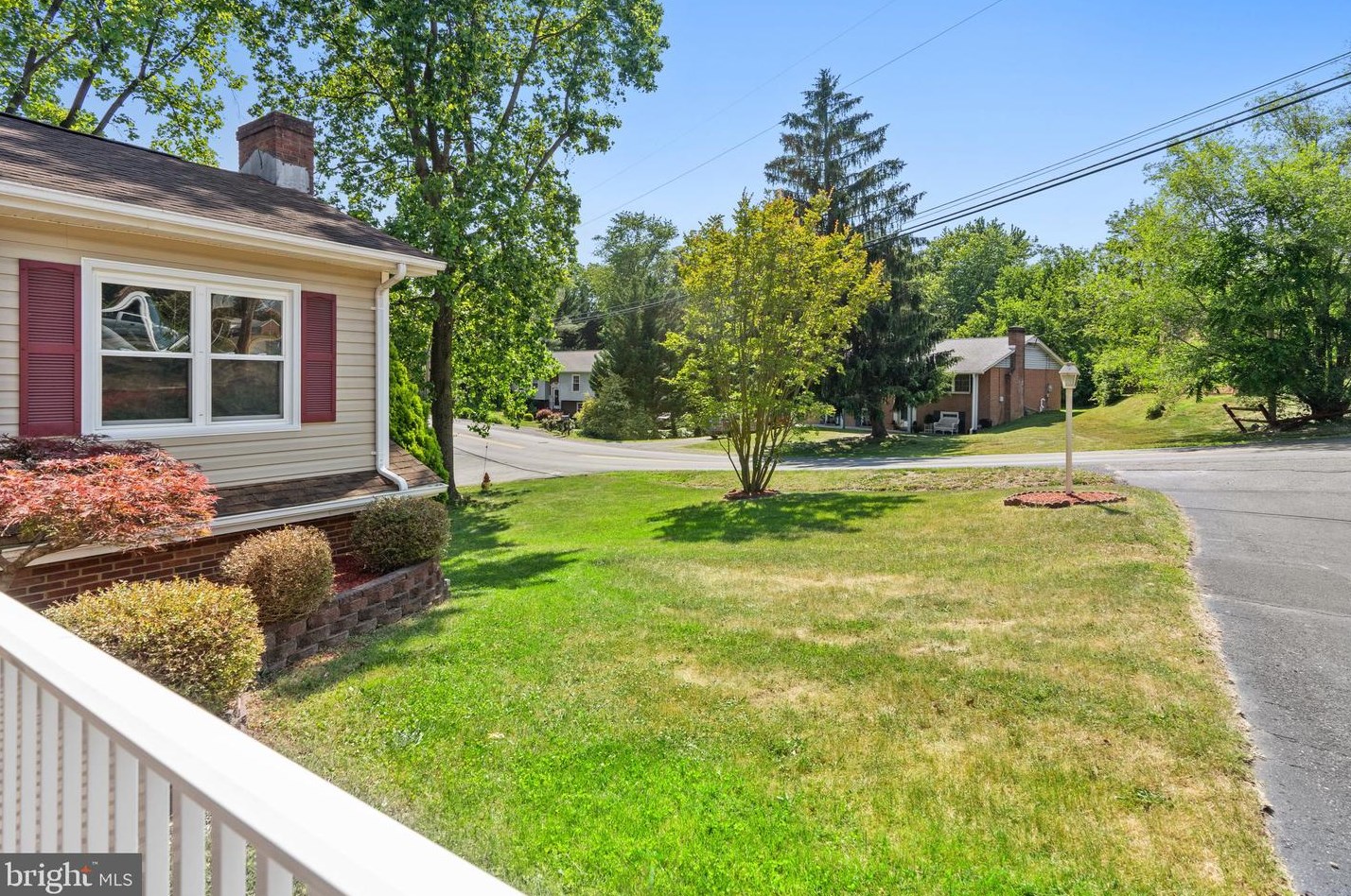 145 Wilkins Dr, Winchester VA  22602-6034 exterior