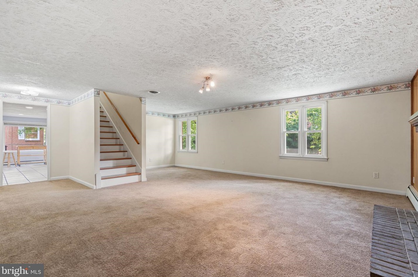 145 Wilkins Dr, Winchester VA  22602-6034 exterior