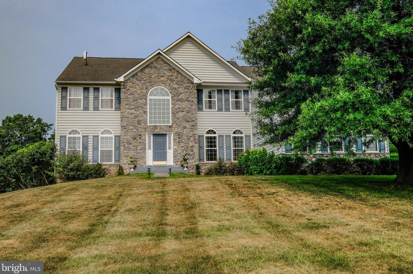 222 Union View Ln, Winchester, VA 22603-3338