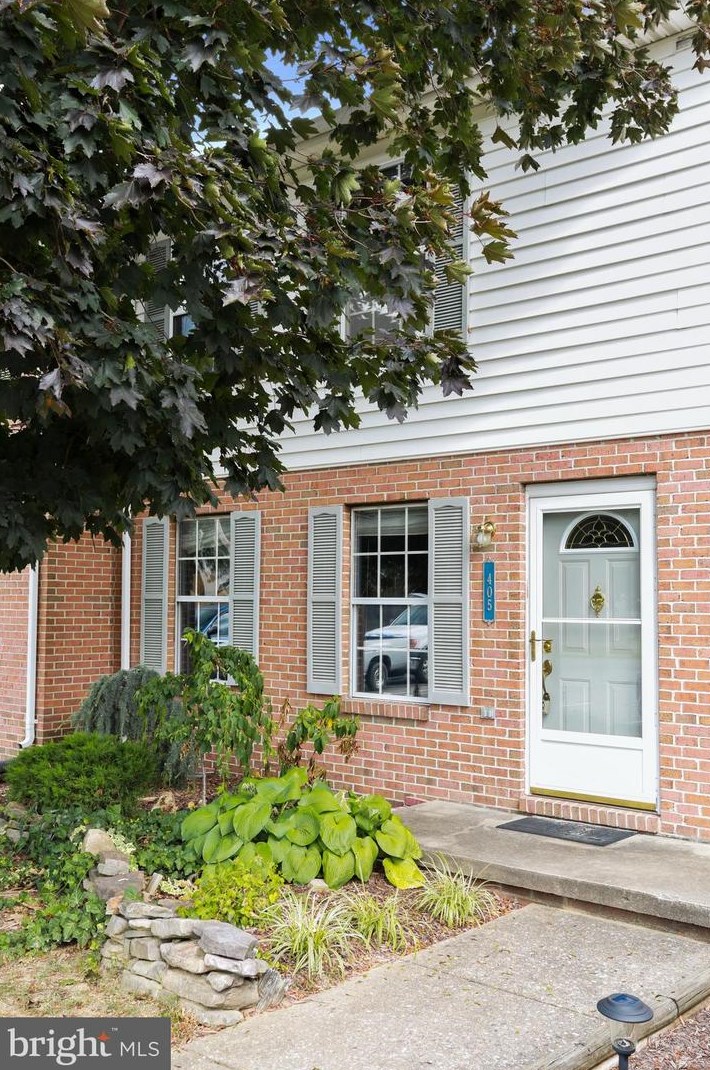 405 Buckingham Dr, Stephens City, VA 22655-2738