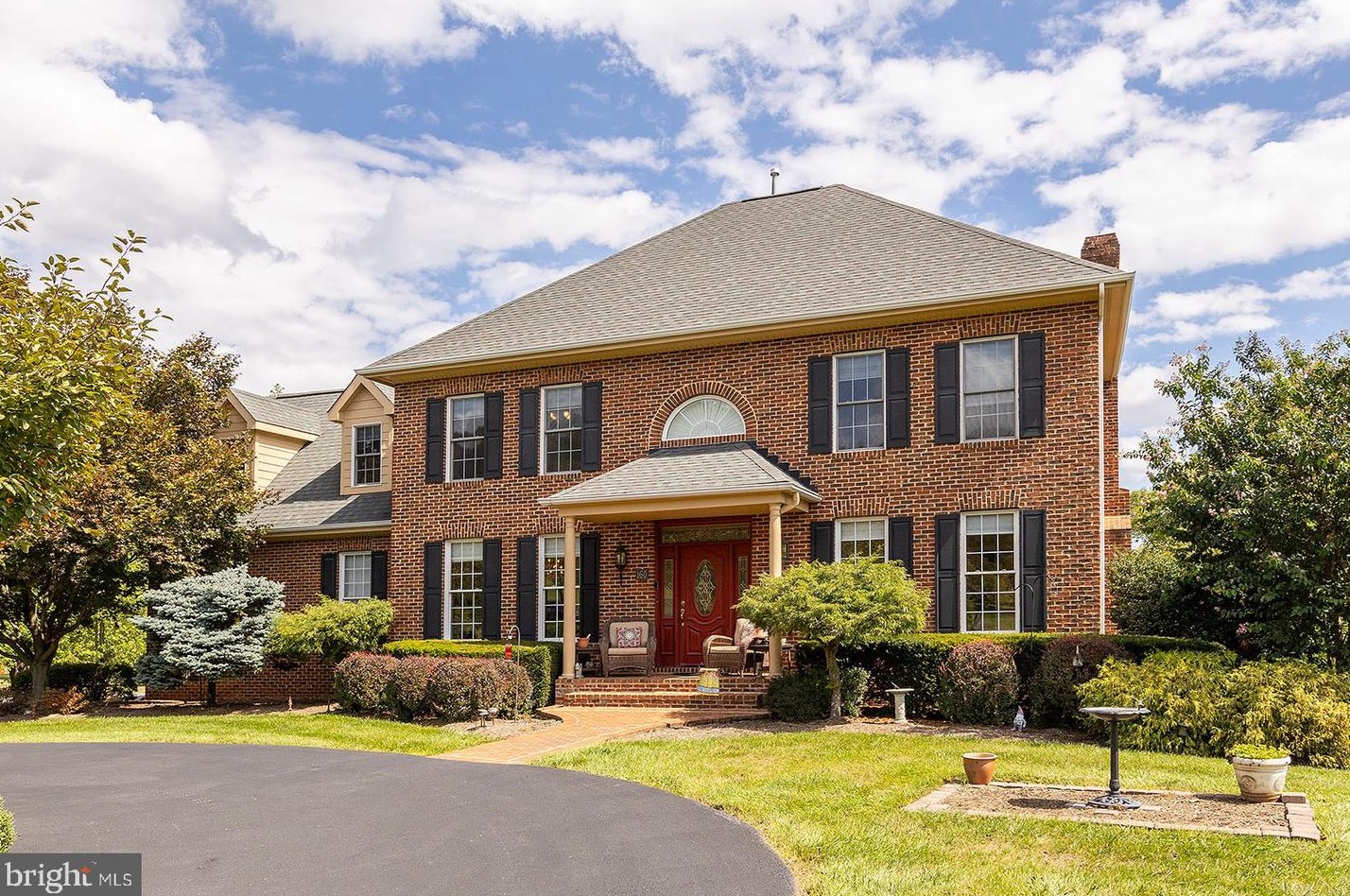 160 Wilton Dr, Winchester, VA 22603-3318