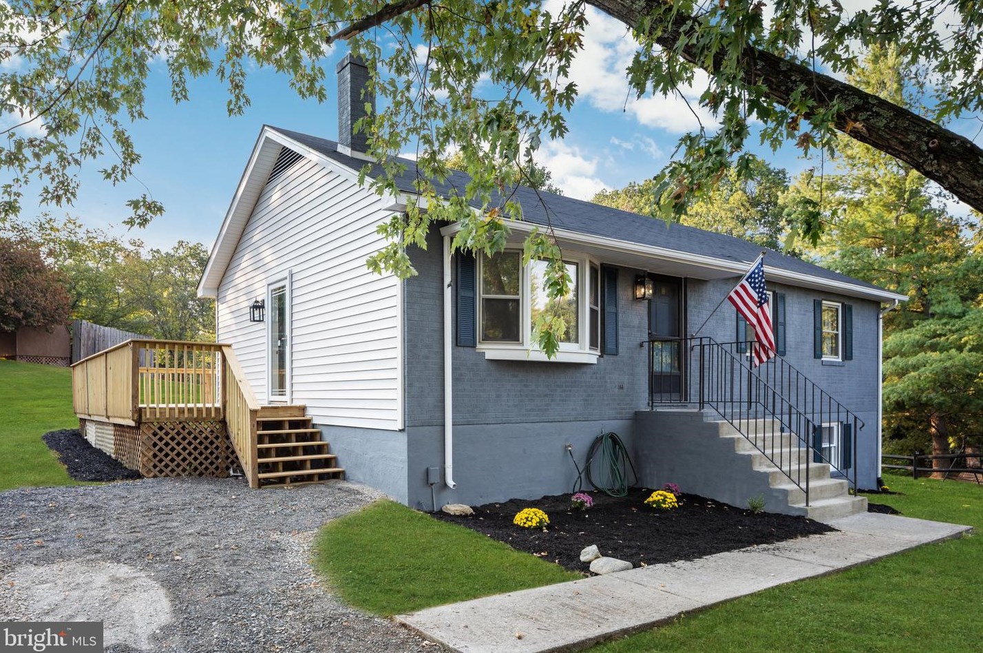 123 Woodside Cir, Stephens City, VA 22655