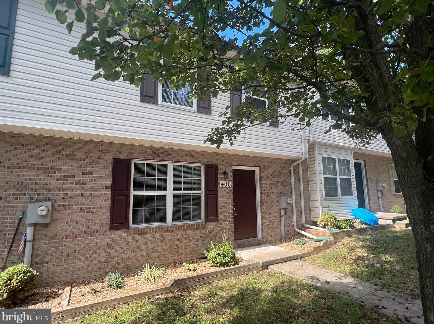 406 Ridgefield Ave, Stephens City, VA 22655