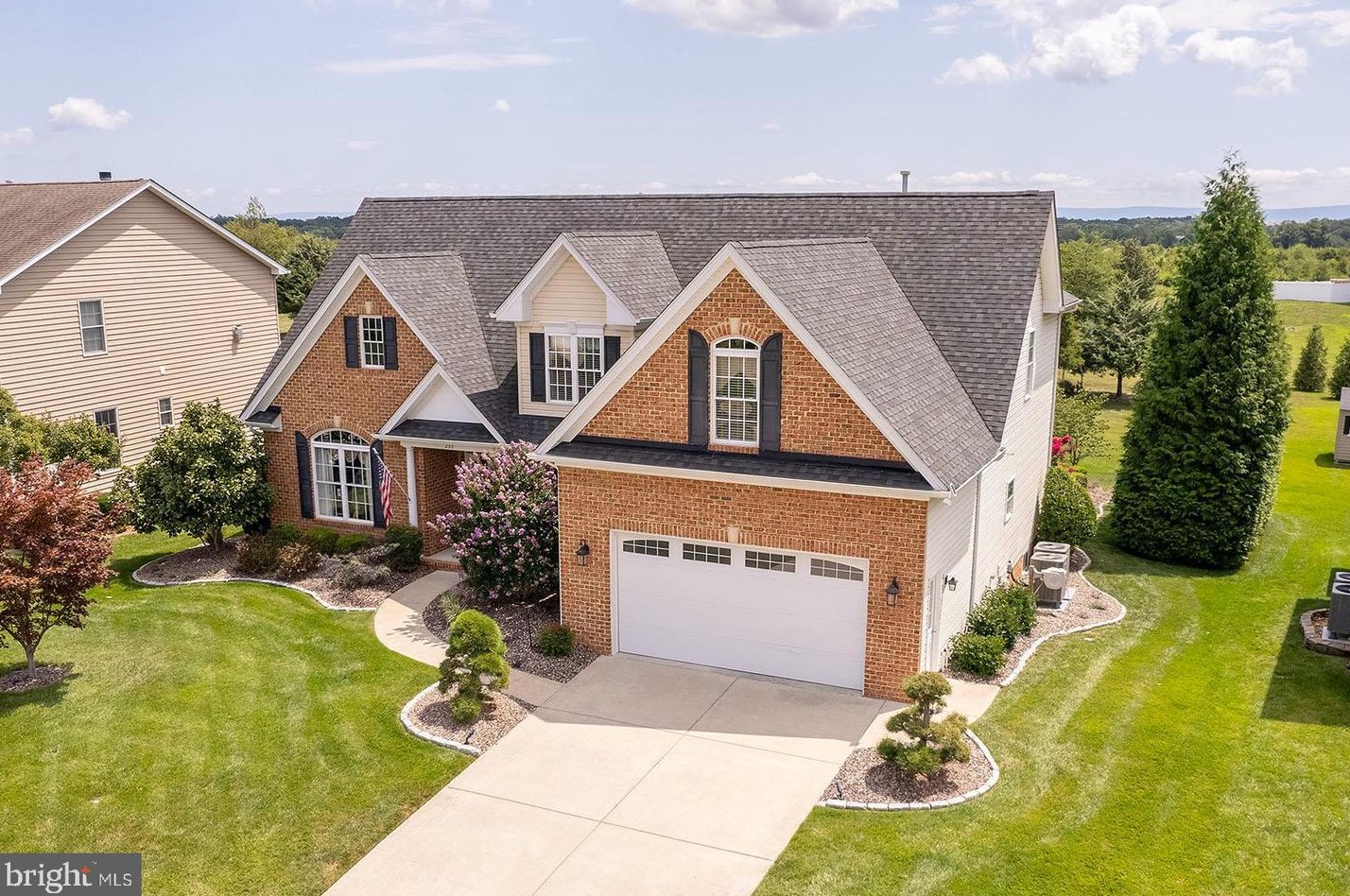 235 Summerfield Dr, Winchester, VA 22602-4367
