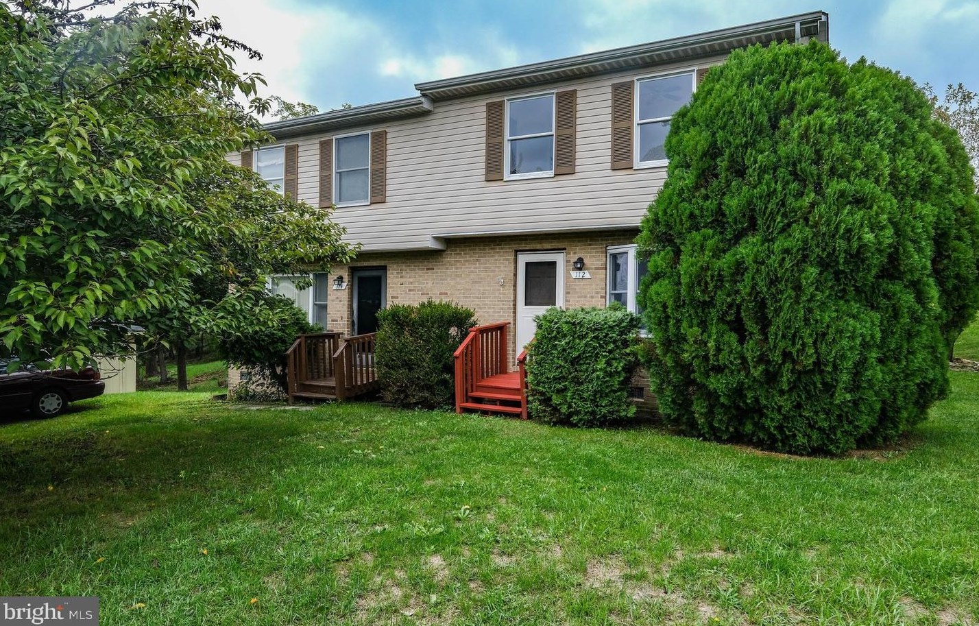112 Lakeridge Dr, Stephens City, VA 22655-3511