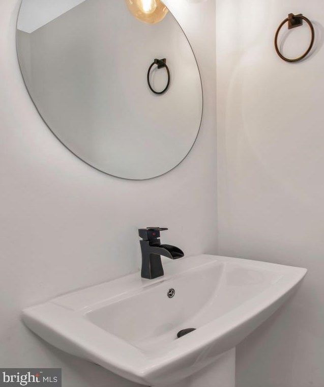 116 Wilkins Dr, Winchester VA  22602-6035 exterior