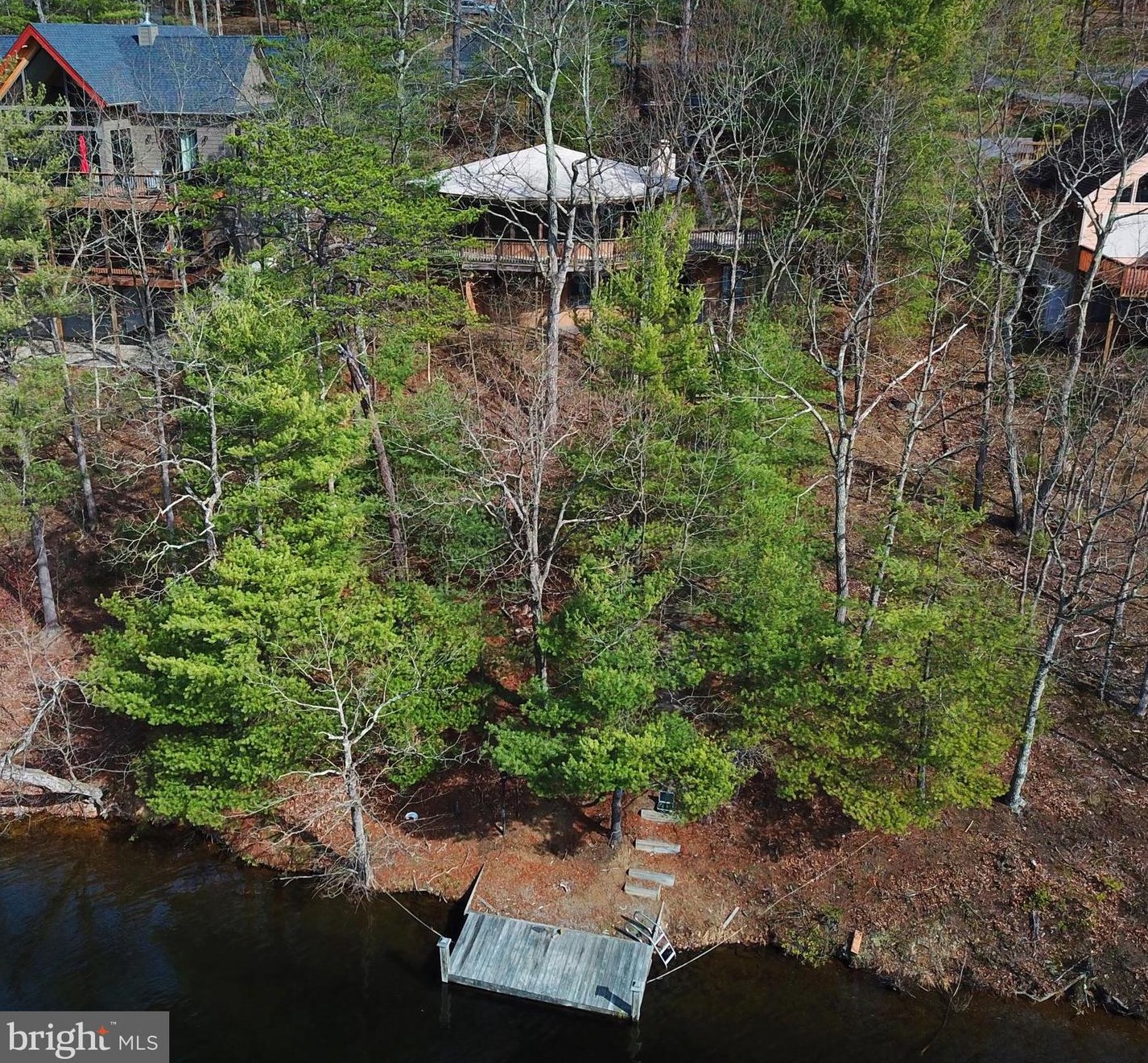 237 Sunset Cir, Cross Junction, VA 22625-2464