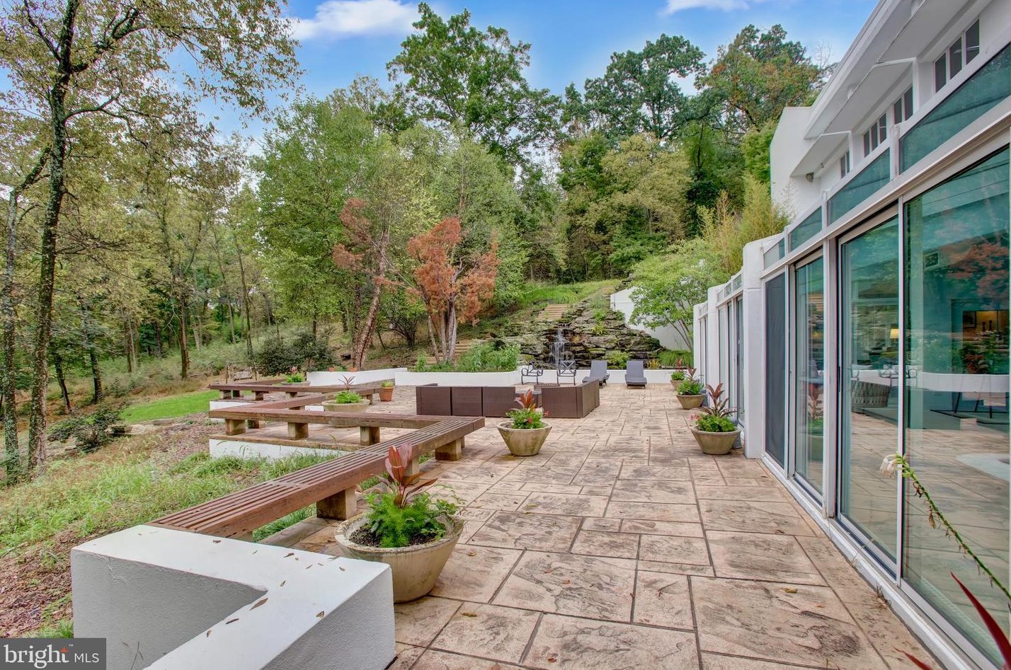 2660 Frederick Pike, Winchester VA  22603-4129 exterior