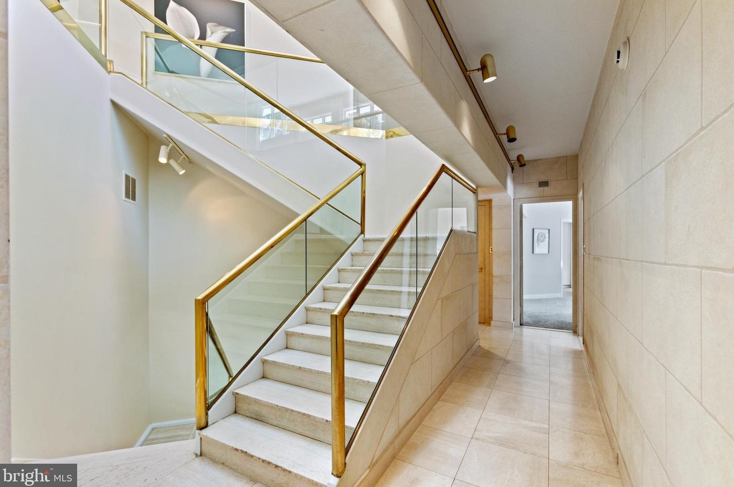 2660 Frederick Pike, Winchester VA  22603-4129 exterior