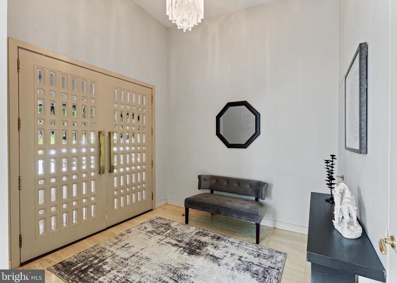 2660 Frederick Pike, Winchester VA  22603-4129 exterior