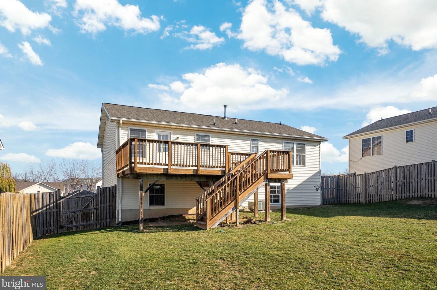 103 Paradise Ct, Stephens City, VA 22655-3537