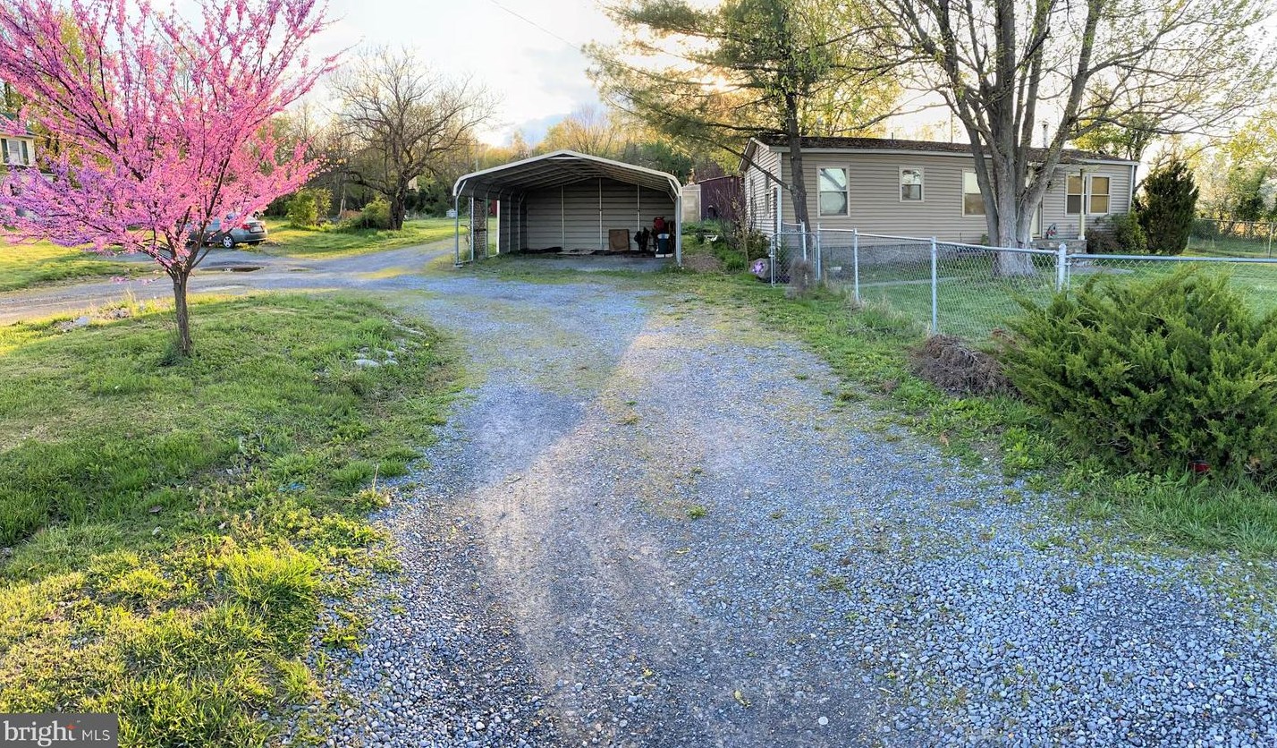 1182 Greenwood Rd, Winchester, VA 22602