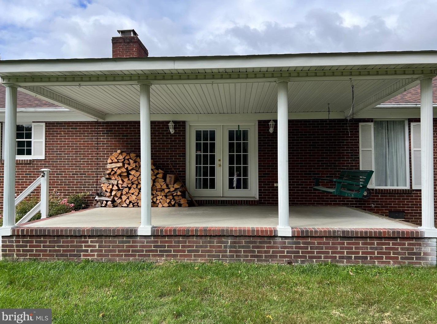 936 Frog Hollow Rd, Winchester VA  22603-2528 exterior