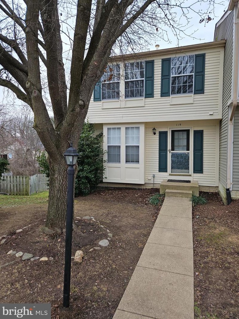 119 Township Ct, Stephens City, VA 22655