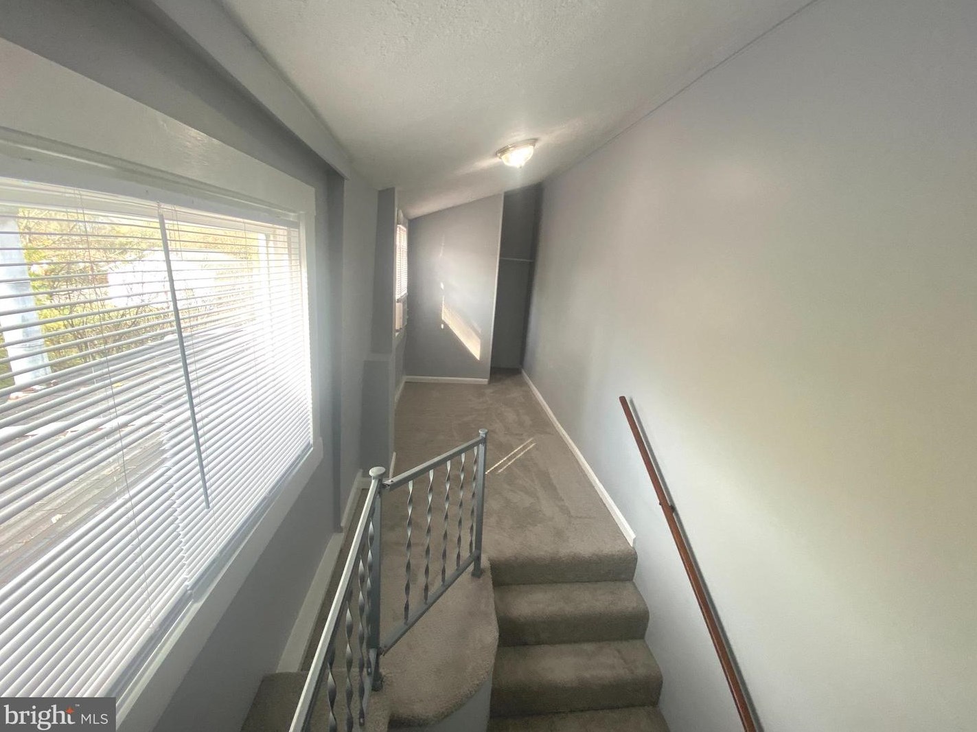 7889 Main St #b, Middletown, VA 22645